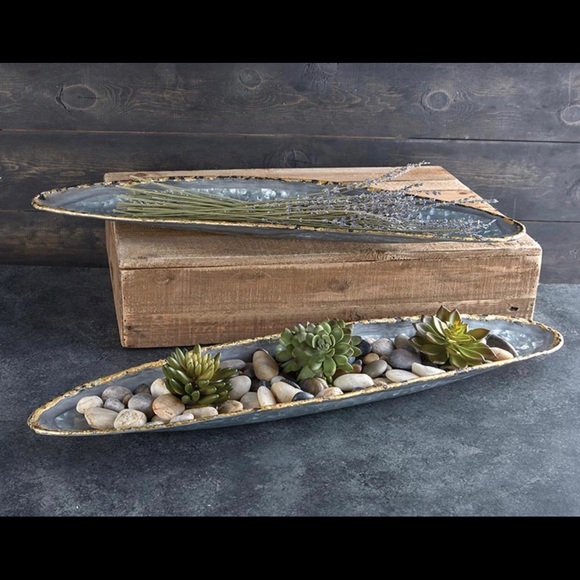 New Large Metal Galvanized Tray for Serving or Decor - Picture 1 of 4